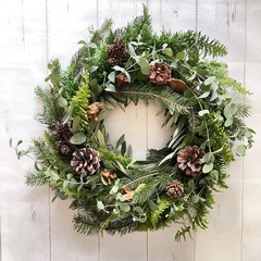 人数限定ですが
クリスマスリース作りへ向けて準備中です。